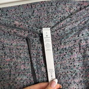 Lululemon size 4 jogger